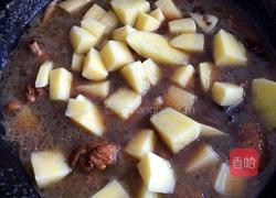土豆烧鸡块的做法图解6