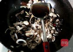 香菇木耳辣炒鸡珍的做法图解8