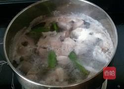 黄豆红烧肉的做法图解2