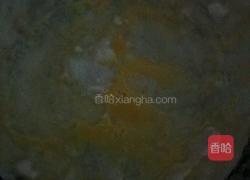 无油鸡蛋饼的做法图解3