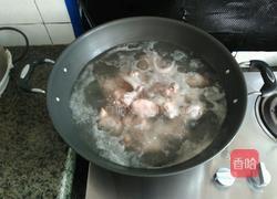 黄豆杞子煲猪脚的做法图解2