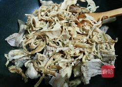 老鸭笋干煲的做法图解4