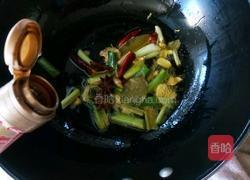 胖头鱼头炖豆腐的做法图解4