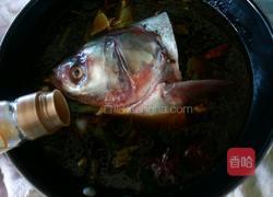 胖头鱼头炖豆腐的做法图解7