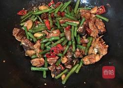 豆角炒仔鸡的做法图解8