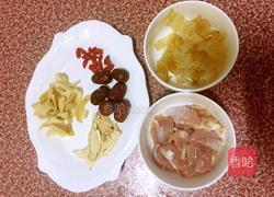美容汤花胶炖鸡的做法图解2