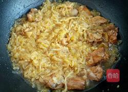 排骨烩酸菜的做法图解8