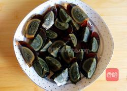 凉拌变蛋的做法图解3