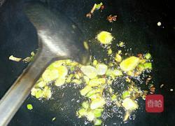 家常素炒猫耳朵的做法图解5