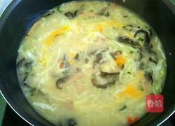 包菜木耳疙瘩汤的做法图解10