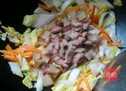 大白菜炒肉的做法图解7