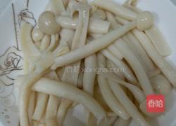 蚝油海鲜菇的做法图解1