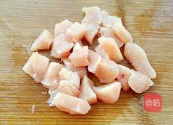 糖醋鸡块的做法图解1