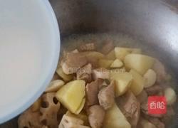 土豆白烧肉的做法图解8
