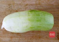 酸辣萝卜条的做法图解1