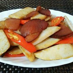腊肉炒老芋头