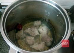 猪骨冬瓜汤的做法图解3