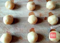 白芸豆蛋黄月饼的做法图解13