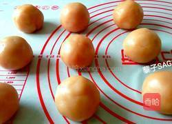 白芸豆蛋黄月饼的做法图解14