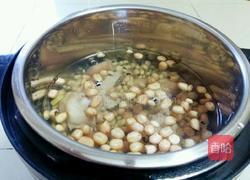 猪尾骨汤的做法图解7