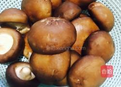 香菇炒蛋的做法图解3