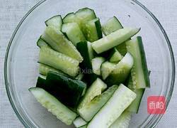黄瓜泡菜的做法图解2