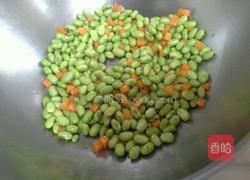 毛豆炒虾仁的做法图解4