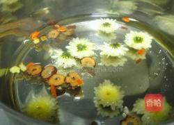 菊花山楂茶的做法图解3