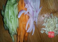 麻辣鸡丝凉面的做法图解4