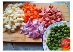 土豆臊子面的做法图解2