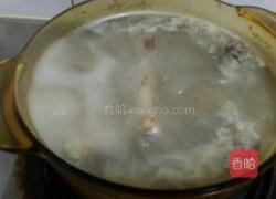 鸡肉海带汤的做法图解1