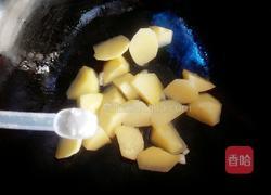 炖土豆块的做法图解4