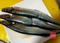 清蒸刀鱼的做法图解1