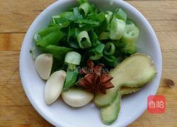 炖鸡骨架的做法图解1