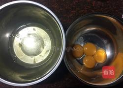 酸奶纸杯蛋糕的做法图解2