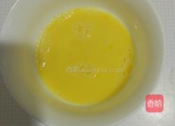 山泉水炖新鲜七彩山鸡蛋的做法图解2