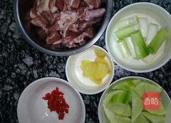 青萝卜炖羊肉的做法图解1