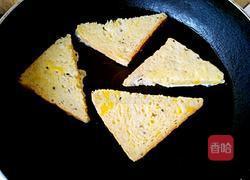鸡蛋煎吐司的做法图解5