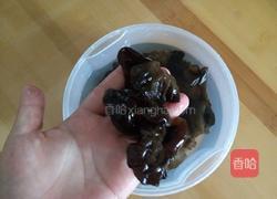 黄瓜木耳炒肉的做法图解1