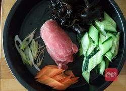 黄瓜木耳炒肉的做法图解6