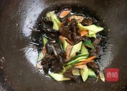 黄瓜木耳炒肉的做法图解11