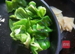 青椒土豆片炒肉的做法图解11