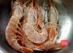 酱油虾的做法图解1