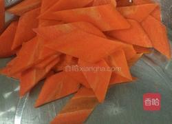 胡萝卜木耳炒鸡蛋的做法图解4