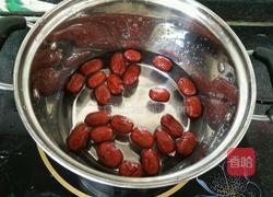 红枣煮鸡蛋的做法图解2