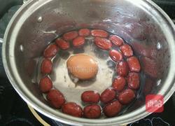 红枣煮鸡蛋的做法图解3