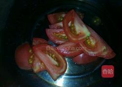 番茄黄瓜鸡蛋汤的做法图解2