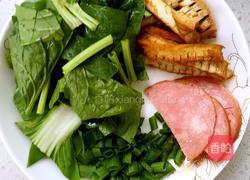 荷包蛋面条的做法图解2