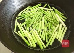 芦笋炒牛肉的做法图解3