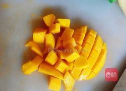 芒果冰沙的做法图解2